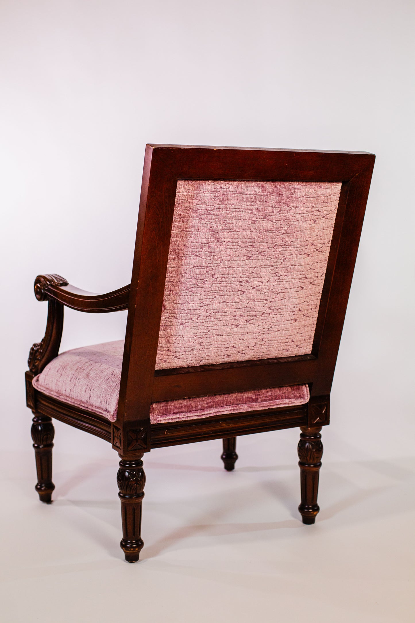 Purple Elephant Chair - MC705
