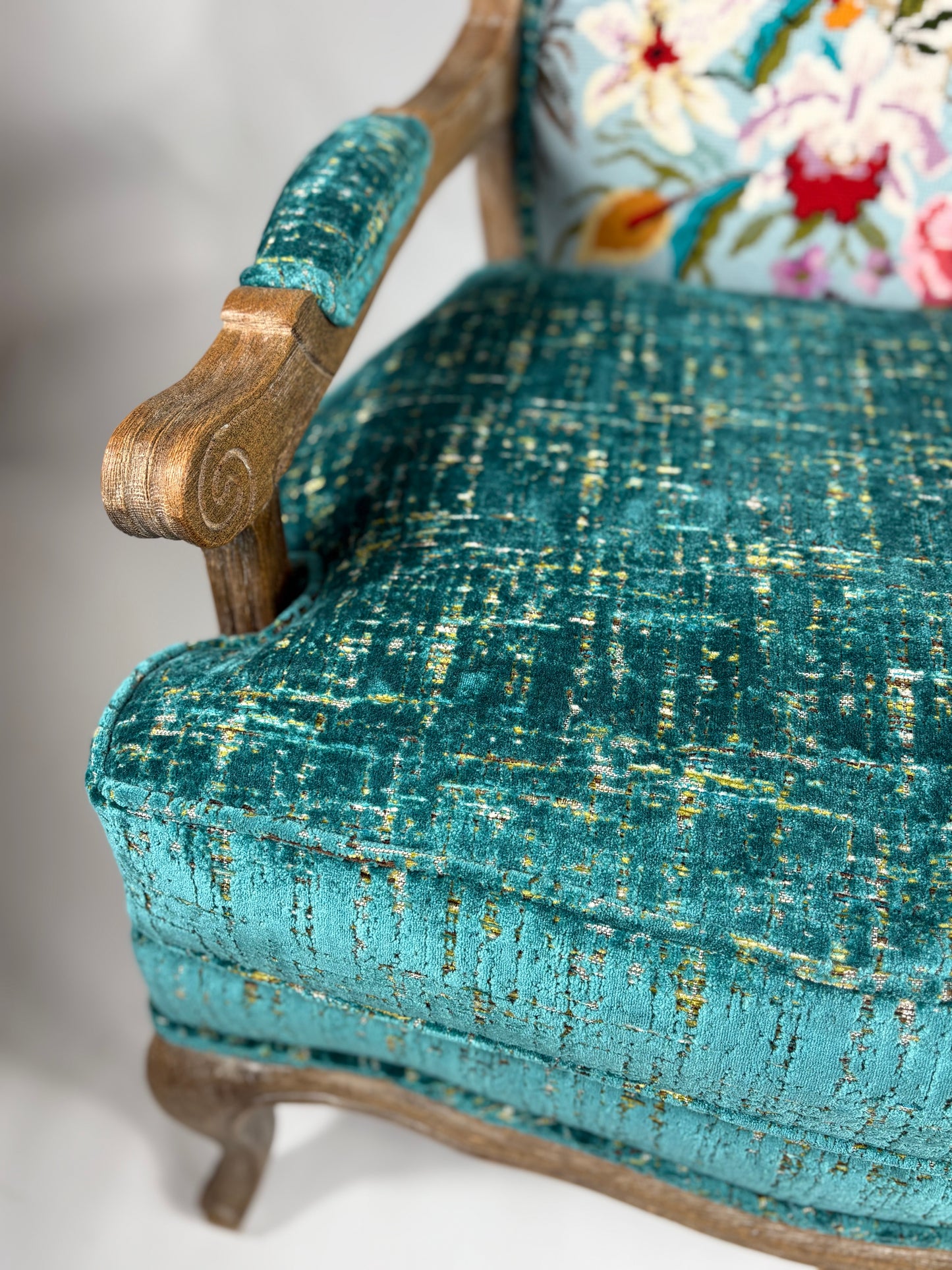 Cockatoo Chair - FF338