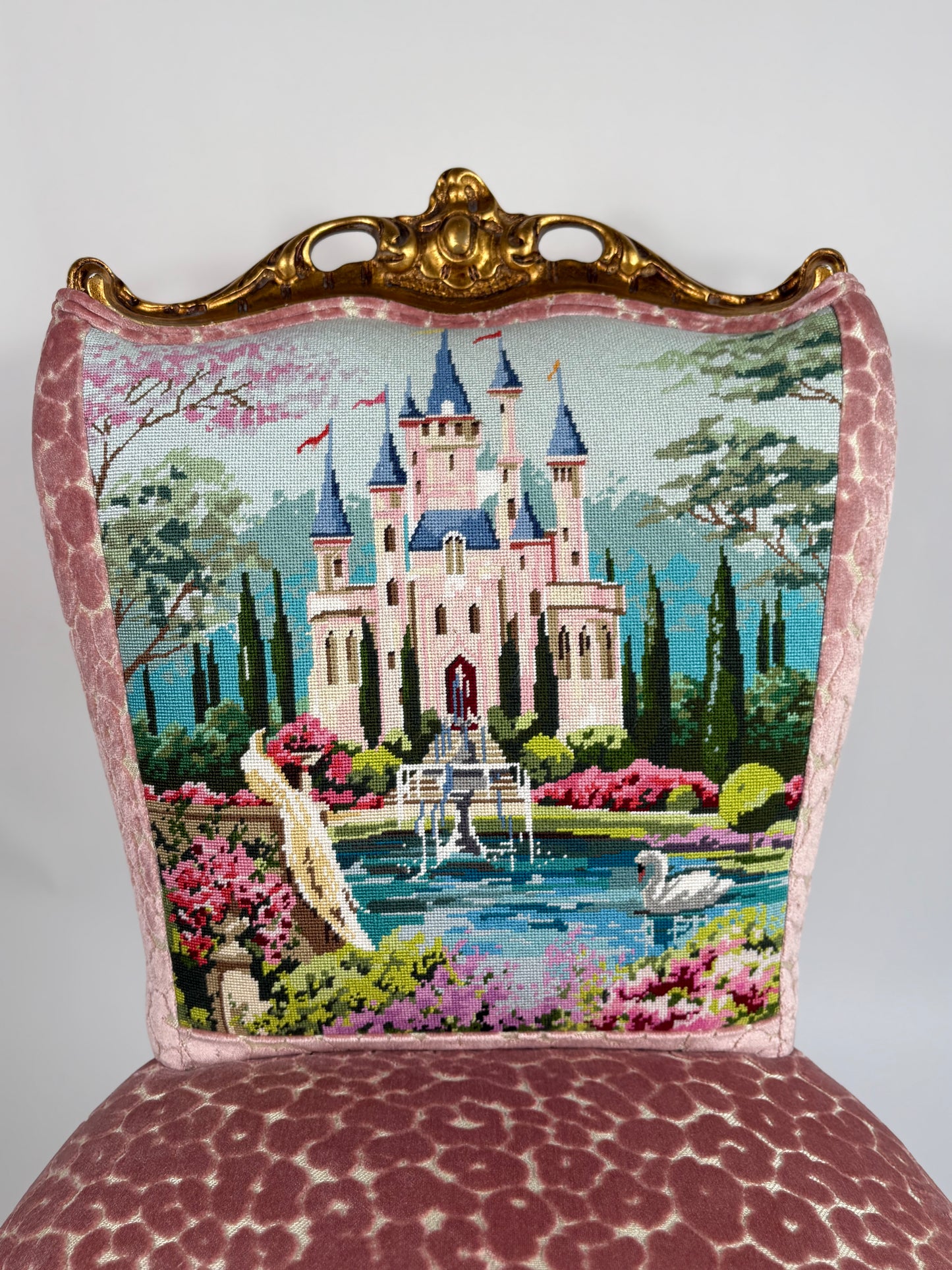 Castle Chair - MC502