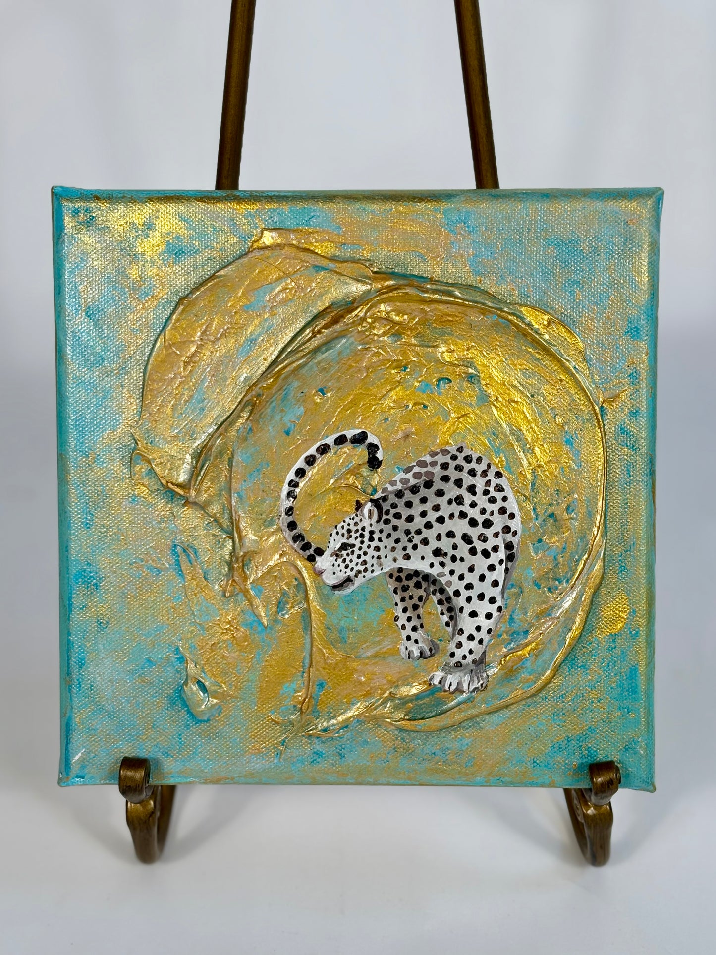 Sleek Leopard