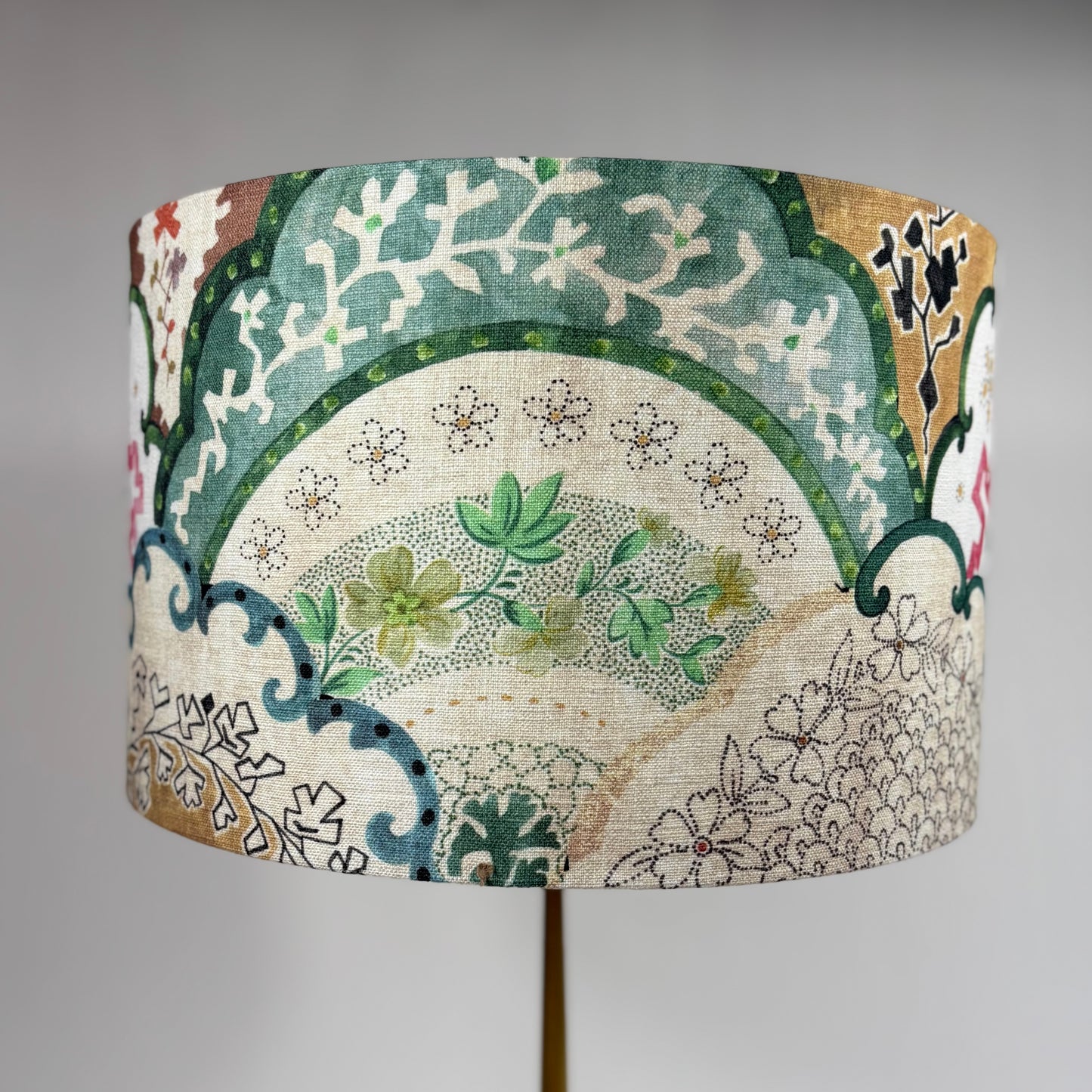 LA011 - Floral Lotus