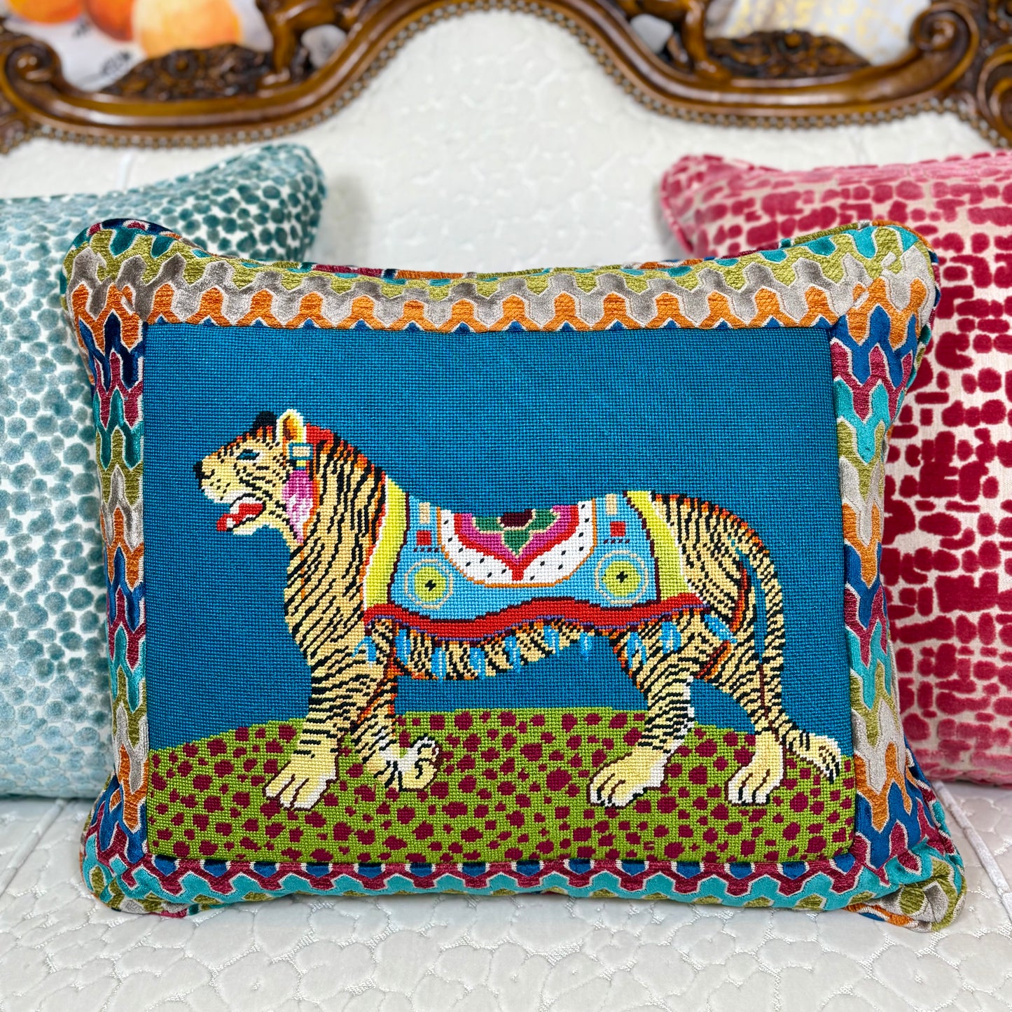 AN400 - Prowling Tiger Pillow